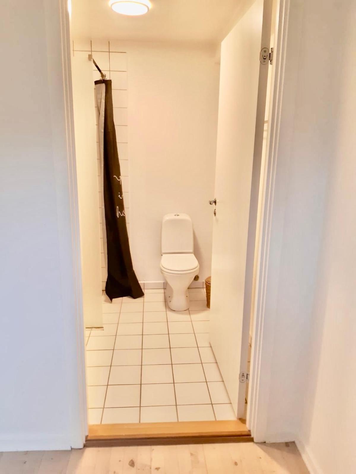 5 Minute Walk To Lego House - N3 - Studio Room With Private Bathroom Billund Exterior foto